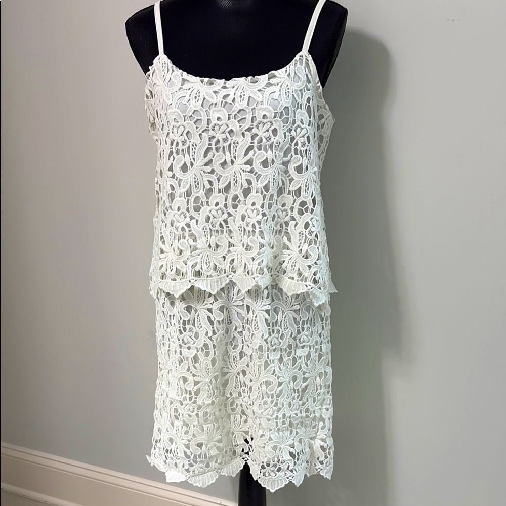 White Lace Sleeveless Tiered Mini dress